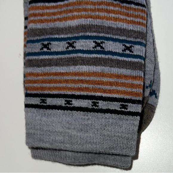 Smartwool Men's Hike Socks - Gray, Brown, and Black - Picture 4 of 8